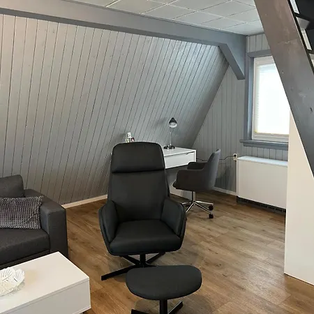 Rennsteighuetten Dom wakacyjny *